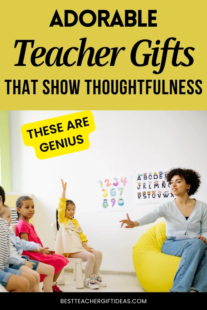Adorable teacher gifts suggestion with kids in a classroom setting. Best thoughtful teacher gift ideas.